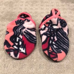 NWOT Pink 2T-5T Patagonia Synchilla Fleece Booties